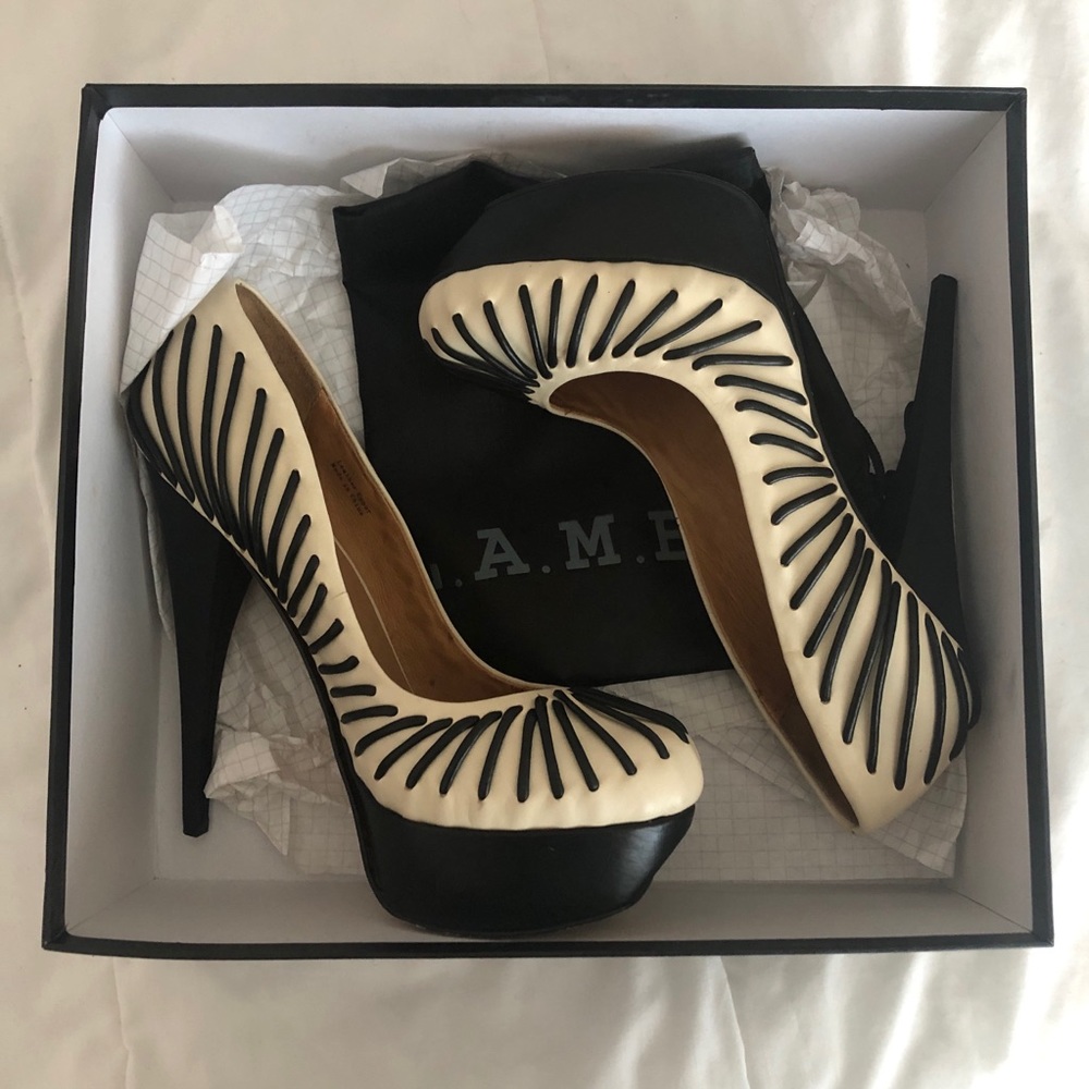 L.A.M.B Gwen Stefani “Holiday” Heels